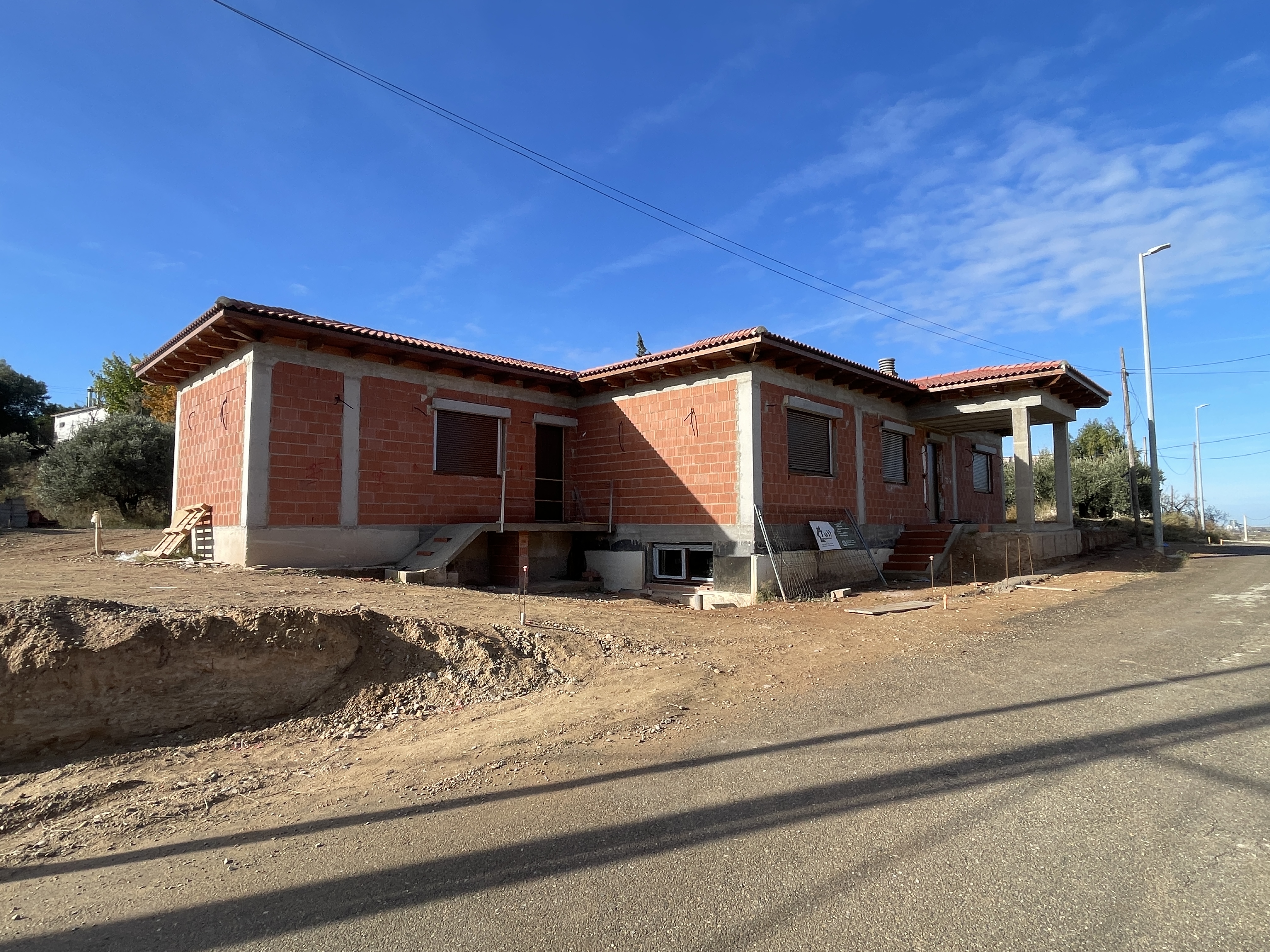 El porche a la piscina